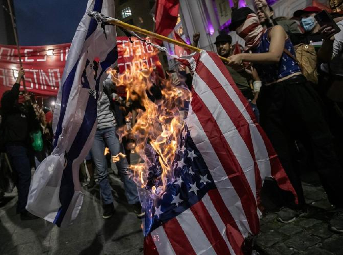 Napadnute američke baze u Iraku i Siriji: "Sukob će se preliti na regiju"!?